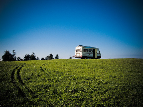 camping sky green grass footprints camper ricoh lanes griii