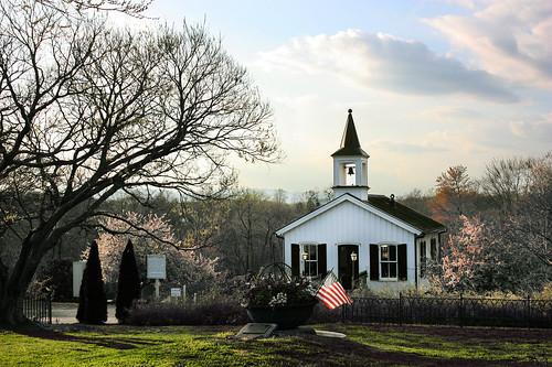 sunset usa cemetery grave graveyard garden spring peaceful americanflag chapel lynchburg va blooms