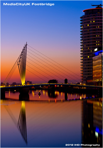 city light sunset reflections manchester canal media ship colours pentax salford quays k5 smcda40mmf28limited