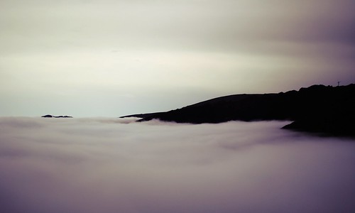 sea españa cloud mountain fog clouds landscape geotagged mar spain nikon cloudy asturias paisaje minimal cotton nubes frame ethereal nublado minimalism montaña minimalismo niebla nube montañas garganta algodon mardenubes nikond3000
