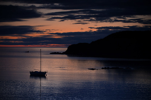 ocean sunset seascape silhouette sailboat newfoundland boat atlantic explore voilier twillingate explored