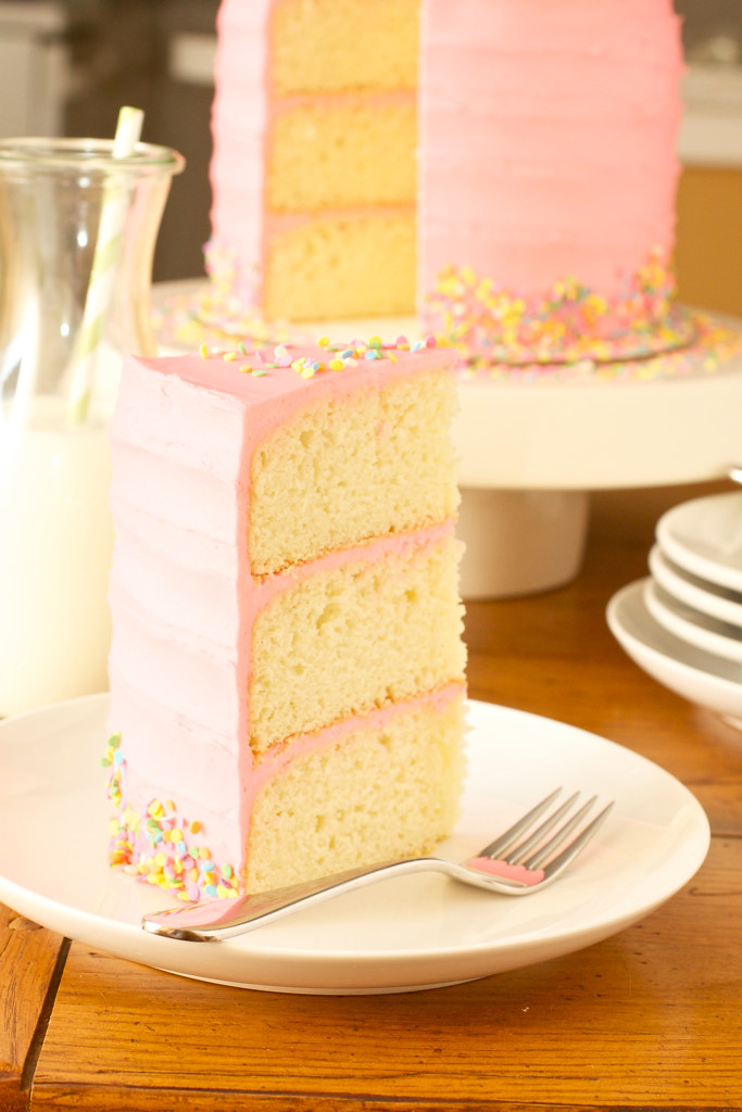 cute pink birthday cakes for girls