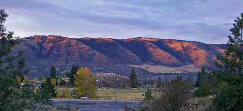 park sunset mountains evening bc britishcolumbia soccer hills kamloops juniperridge TGAM:photodesk=fallcolour