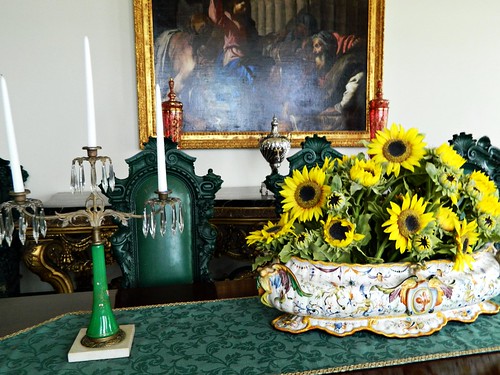 candles sunflowers ringling cadzan breakfastroom johnringling sarasotafl johnandmableringlingmuseum