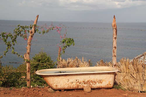 sea beautiful landscape bathroom view fort sri lanka cap bathtub trincomalee frederick