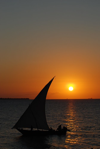 sunset sea silhouette sailing dusk sail zanzibar dhow bestcapturesaoi artistoftheyearlevel3 artistoftheyearlevel4
