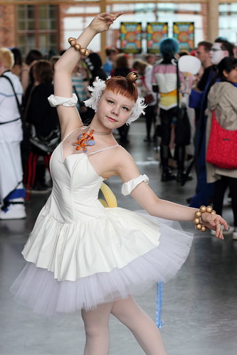 ballet white anime girl 50mm costume cosplay character manga convention ef50mmf18ii magicalgirl princesstutu 550d desucon