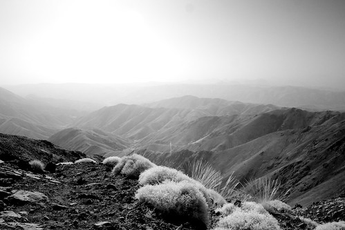 bw white black trekking landscape ir eos reisen flickr day view im outdoor morocco infrared atlas 20mm gps canoneos300d wikinger hohen 1204t