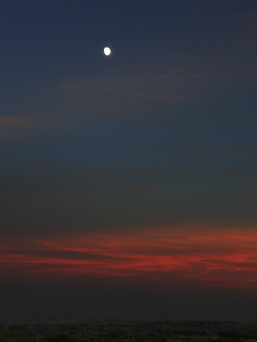 sunset sky moon france languedoc beziers hérault annieinbéziers