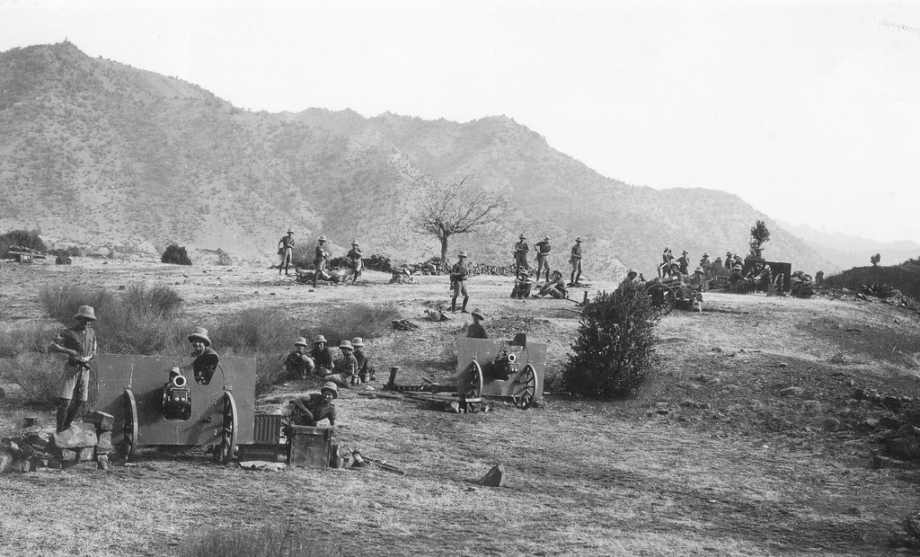 Nice details in this image of British Army Artillery - North West Frontier - 1930's ( New LARGE scan )