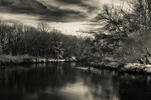 river lens island lumix village walk 14 panasonic rhodeisland 25 pancake mm rhode f25 pawtuxet r72 gf1 pawtuxetvillage