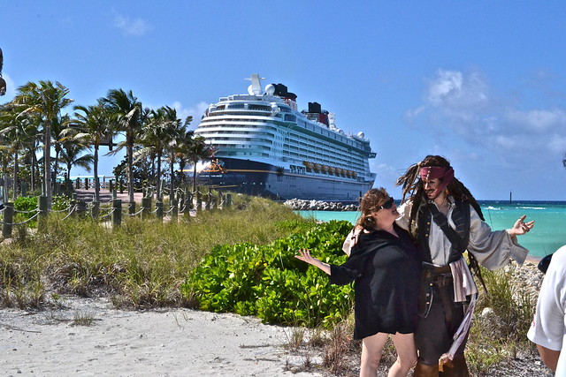 johnny depp pirates of caribbean at castaway caye bahamas 