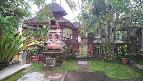 vacation bali holiday indonesia temple religion courtyard housing 2011 flickrandroidapp:filter=none