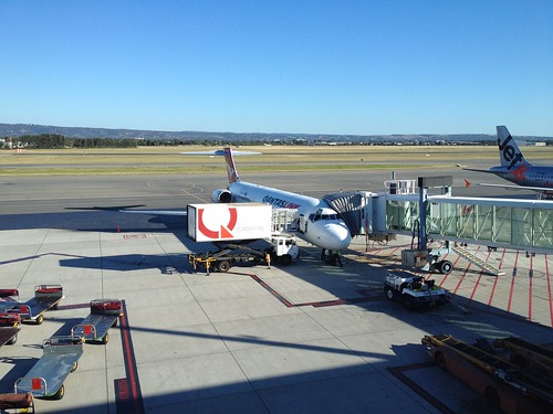 QantasLink - Boeing 717-200 - VH-NXQ (Adelaide Airport)
