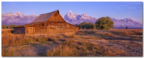 park mountains barn sunrise smoke grand row jackson national mormon wyoming np teton range wy gtnp