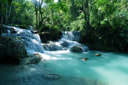 travel nature water river landscape waterfall spring southeastasia turquoise jungle minerals laos cascade luangprabang tatkuangsi laopdr nikond90 updatecollection colingrubbs