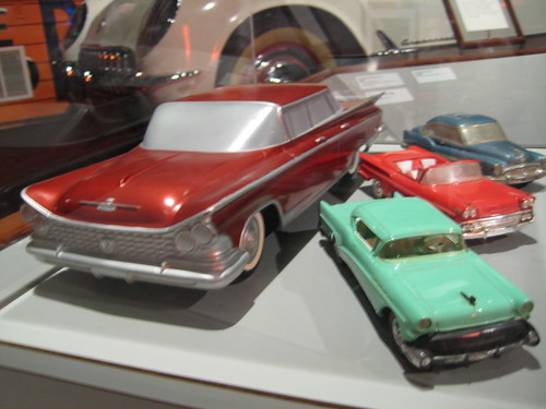 scale model promo sloan museum buick flint michigan auto car antique classic vehicle collection banthrico smp amt