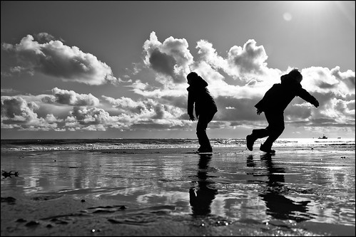sea blackandwhite bw beach silhouette clouds children fun iso100 mono seaside sand nikon devon f56 teignmouth 2470mm d700 octoberchallenge photoadayforamonth