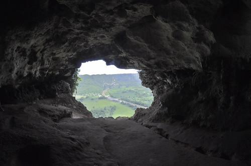 cliff fall window ventana view puertorico arecibo vista cave cueva