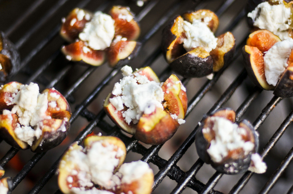 Grilled Figs Stuffed with Goat Cheese