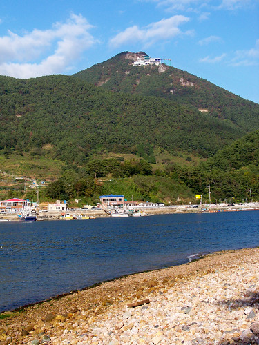 sea mountain koreatongyeong