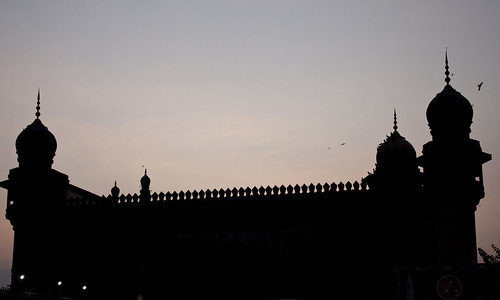 travel sunset india building heritage birds silhouette architecture canon eos evening place mosque hyderabad 500d andhrapradesh incredibleindia makkahmasjid efs1855mmf3556is kunstplatzlinternational