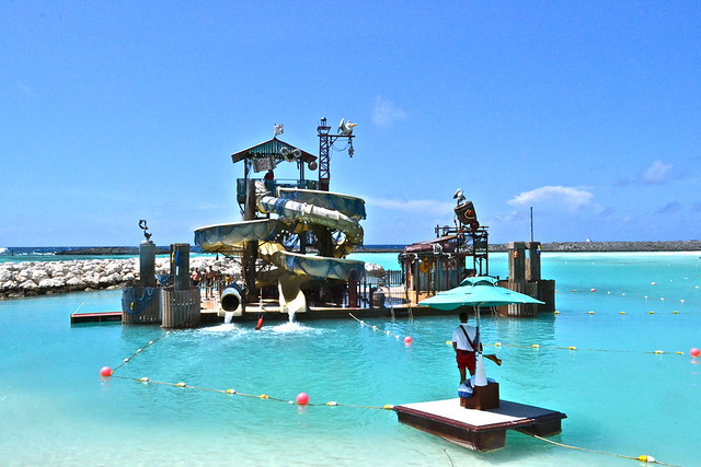 play ground on the crystal waters of castaway caye