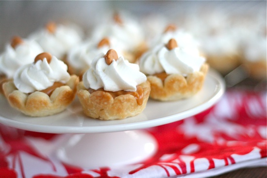Mini Butterscotch Cream Pies | Lauren's Latest