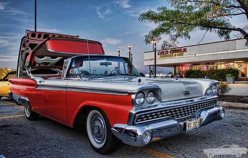 sunset red white ford illinois convertible galaxie twotone downersgrove skyliner 1959fordskyliner cozzicorner