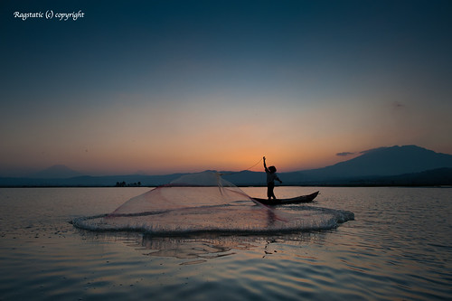 orange lake color net water indonesia volcano boat fisherman dusk centraljava rawapening