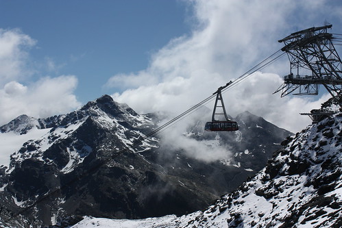 mountain snow cablecar valthorens