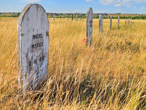 grave montana military cemetary marker hdr allrightsreserved bigskycountry fortshaw ©jeffalbrechtphotography mabelmyrich
