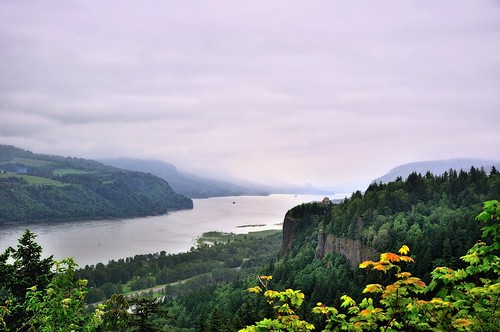 nature day unitedstates cloudy or hills columbiariver columbiarivergorge thegorge vistahouse scenicviewpoint project365 chanticleerpoint colorefexpro nikond90 cloudsindistance drivingthegorge portlandwomensforumstate day4astoriagorgerainier