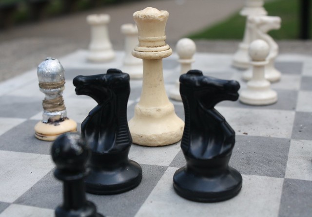 02a.ChessBoard.DupontCircle.WDC.17July2011
