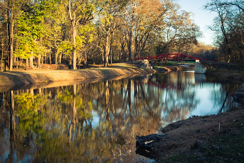 park autumn sunset usa house reflection fall water canal pennsylvania historic foliage pa bucks buckscounty 2010 delawarecanal washingtoncrossing uppermakefield solebury thompsonneely