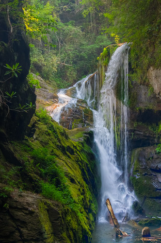 waterfall waterfalls jocassee lakejocassee laurelforkfalls towawayriver