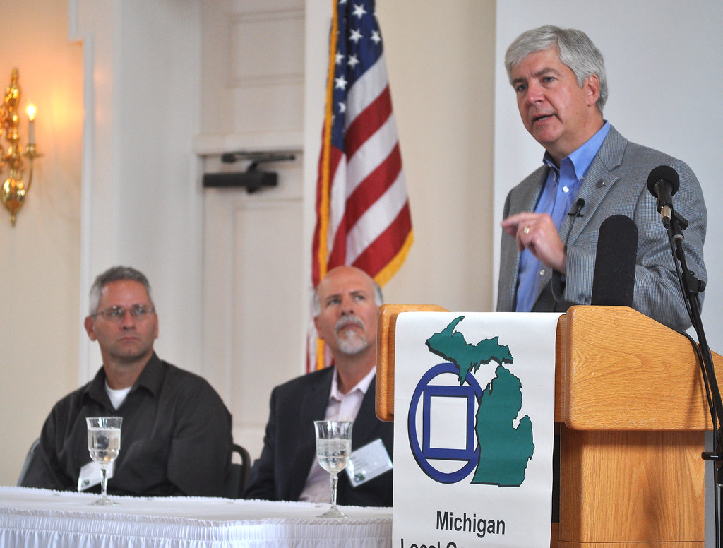Michigan Governor Rick Snyder Talks to MLGMA Members in St. Joseph Michigan