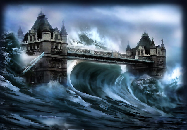 模擬倫敦鐵橋被淹沒的景象。圖片來源：chiaralily。（CC BY-NC 2.0）