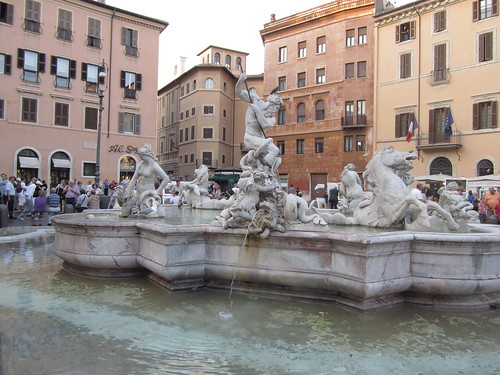 Fountain of Neptune, Rome trip planner