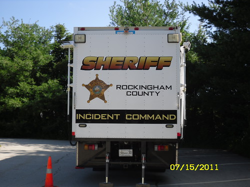 vehicle sheriff department command rockingham