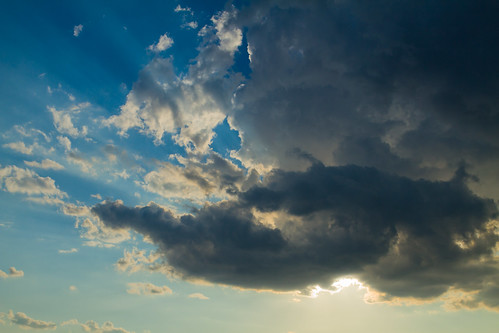 light sun beautiful clouds canon geotagged texas unitedstates rays heavenly denison crepuscularrays laketexoma 2011 canonef28135mmf3556isusm canoneos7d ©ianaberle geo:lat=3376277292788566 geo:lon=9658771729442594