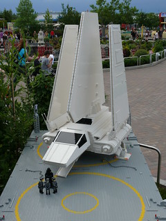 Imperiales Shuttle auf der Landeplattform