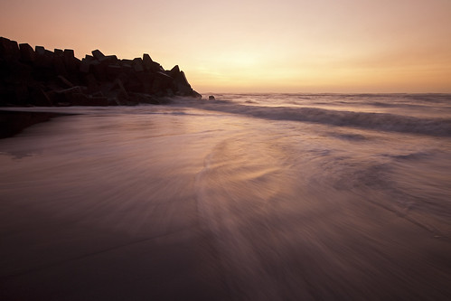 orange beach water rock canon soft waves mood waterfront sundown tide shoreline taiwan peaceful wave shore coastline simple wavy groyne 臺灣 beachfront tranquil tides sandybeach 鹿港 wideanglelens beachview travelphotography llens simplybeautiful softtone canonllens watermotion daylightwhitebalance beautifultaiwan daylightwb canoneos5dmarkii 線西鄉 1635mmllens 5500k10 simplypeaceful 彰濱工業區海灘