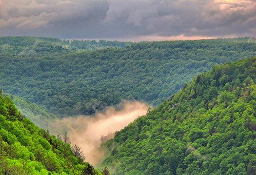 sky mist misty clouds cloudy scenic canyon wv westvirginia canaanvalley blackwaterfallsstatepark canyonview landscapephotograph