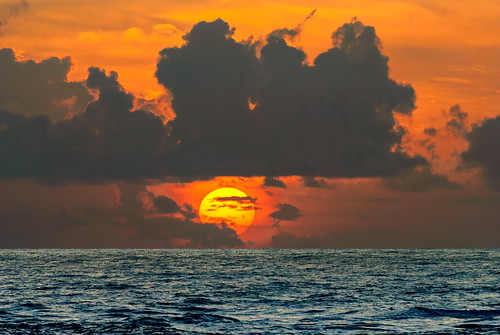 sky usa sunrise nikon southcarolina atlanticocean fripp d60 frippisland d7000 southcarolinabeaches