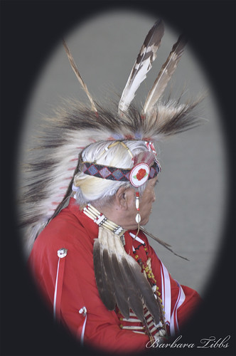 costumes dance nikon spokane nativeamerican drumming flathead coeurdalene powwow pendorielle blackfoot kootenai d90 arleemontana