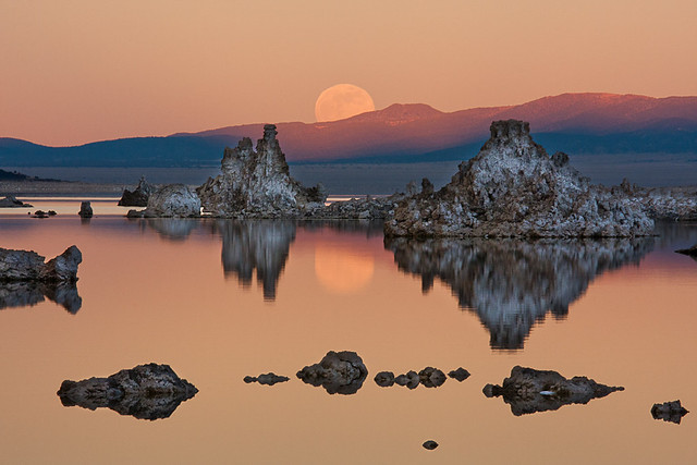 Mono Lake Moonrise (Re-edit)