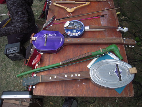 manitoba harvestmoonfestival clearwater 2011 instrumentmaker lornecollie crazyinstruments