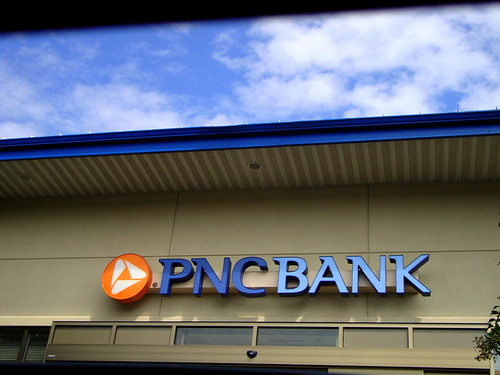 sky clouds md maryland bank bluesky mountairy mtairy pncbank banksign