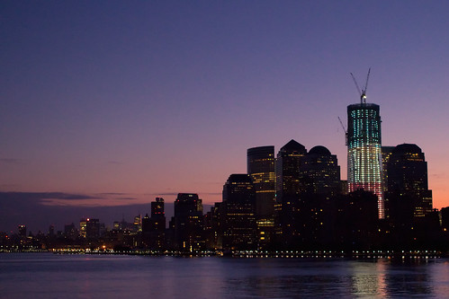 nyc newyorkcity sunrise dawn hudsonriver freedomtower 91111 canon247028l oneworldtradecenter